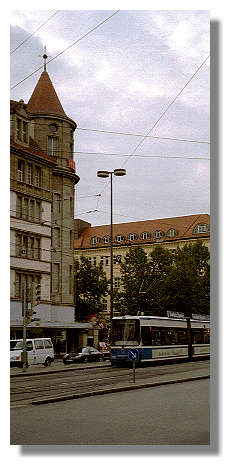 [Foto:muenchen-bahnhofsplatz.jpg]