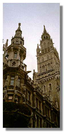 [Foto:muenchen-rathaus.jpg]
